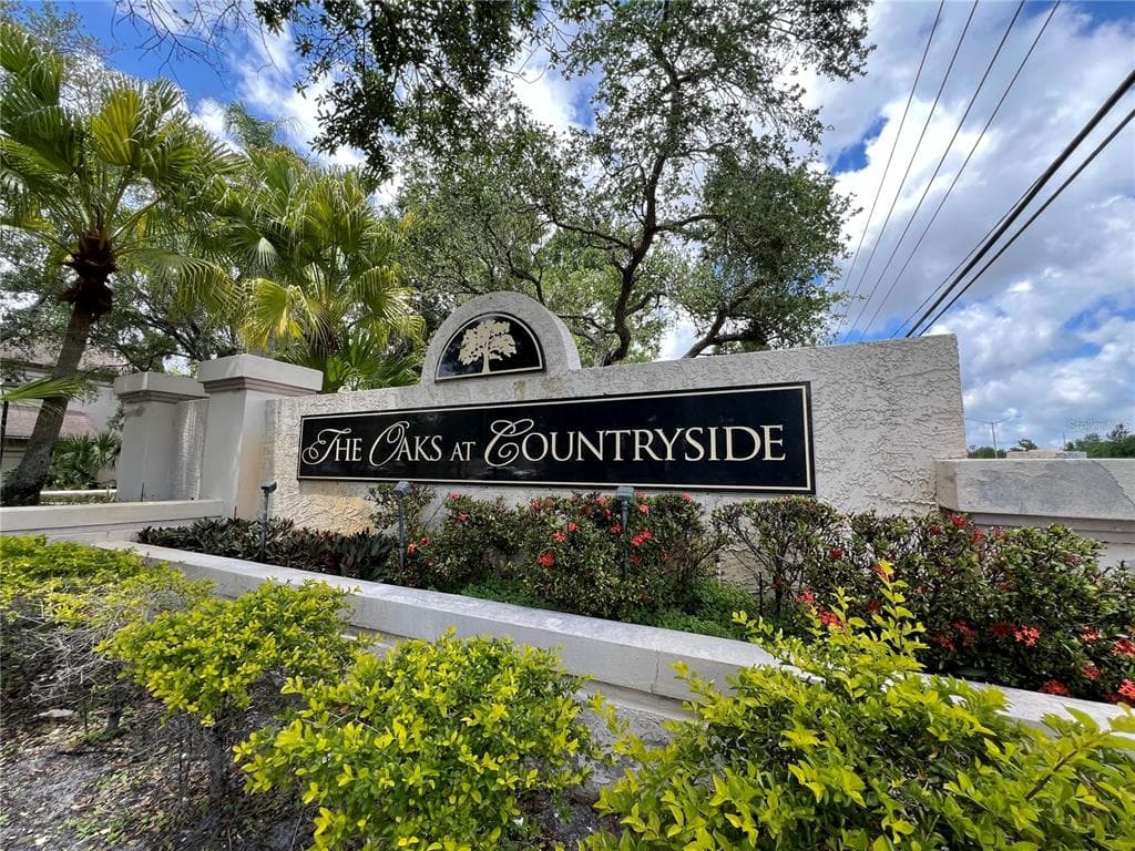 3014 RED OAK COURT UNIT 102 PALM HARBOR, FL 34684
