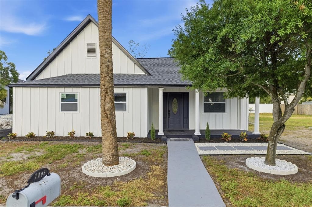 7408 S ELLIOTT STREET TAMPA, FL 33616