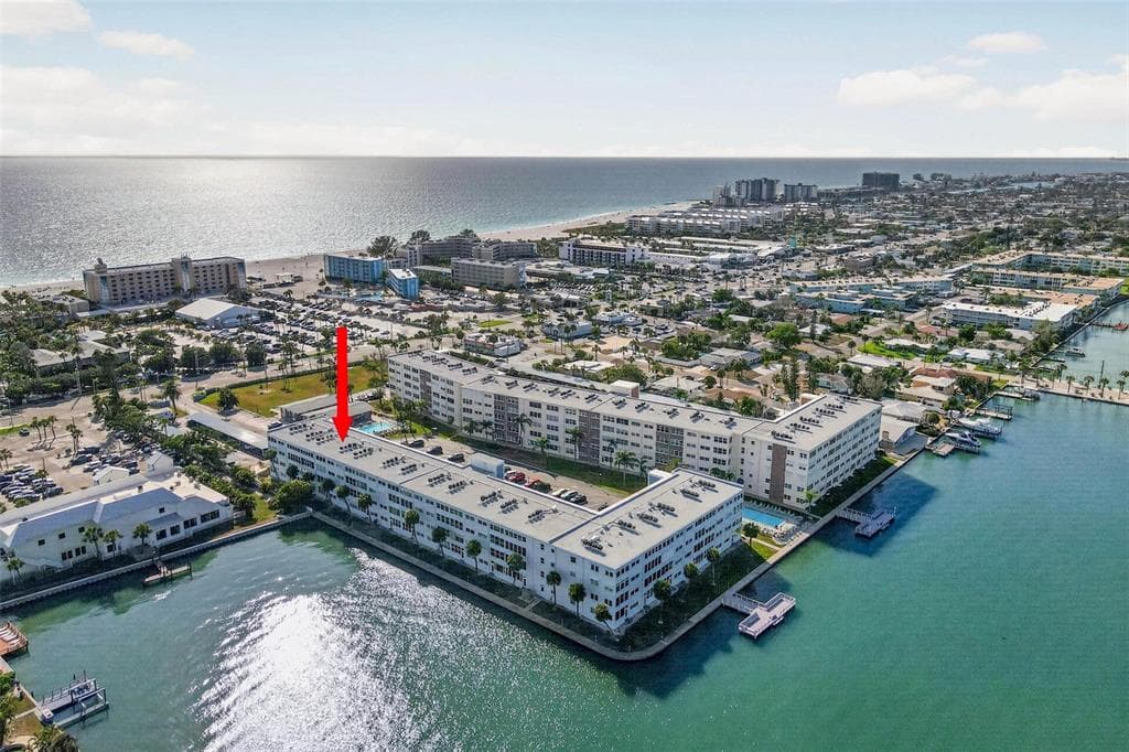 5555 GULF BOULEVARD UNIT 402
