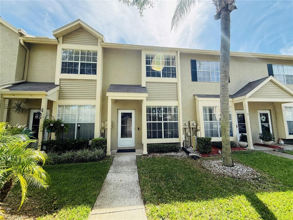 2843 THAXTON DRIVE UNIT 38 PALM HARBOR, FL 34684