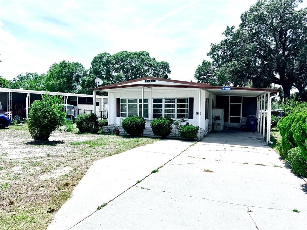 8109 LITTLE TEE LANE BROOKSVILLE, FL 34613