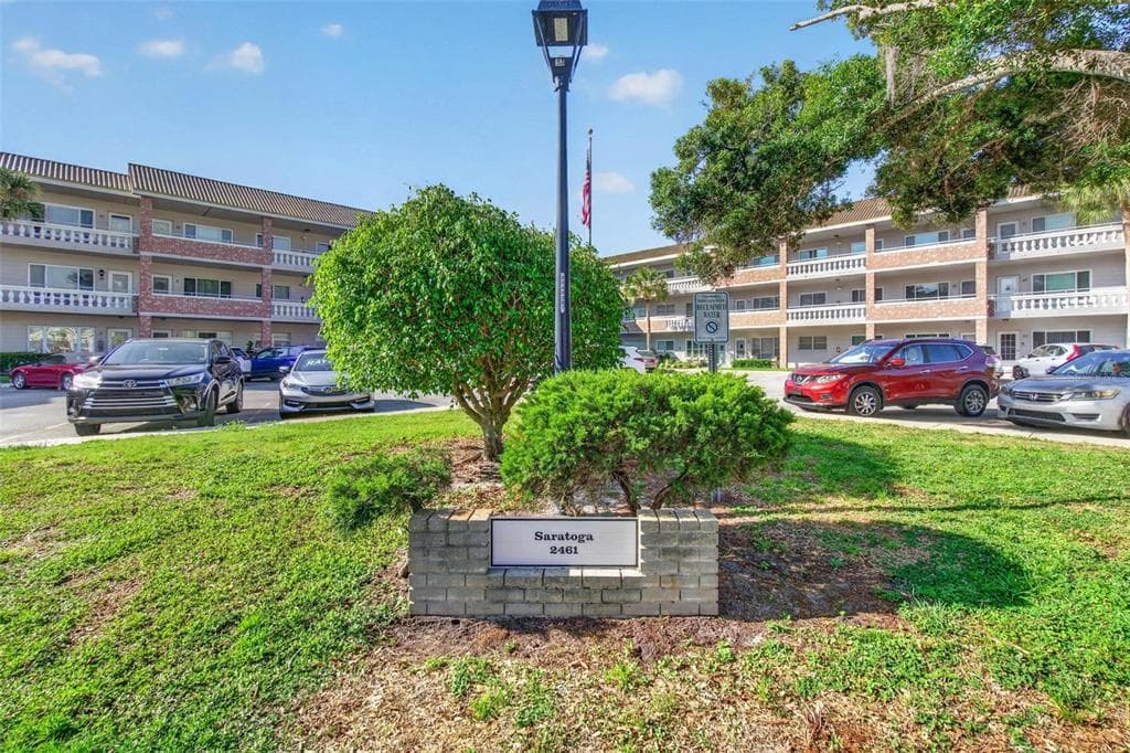 2461 RHODESIAN DRIVE UNIT 51