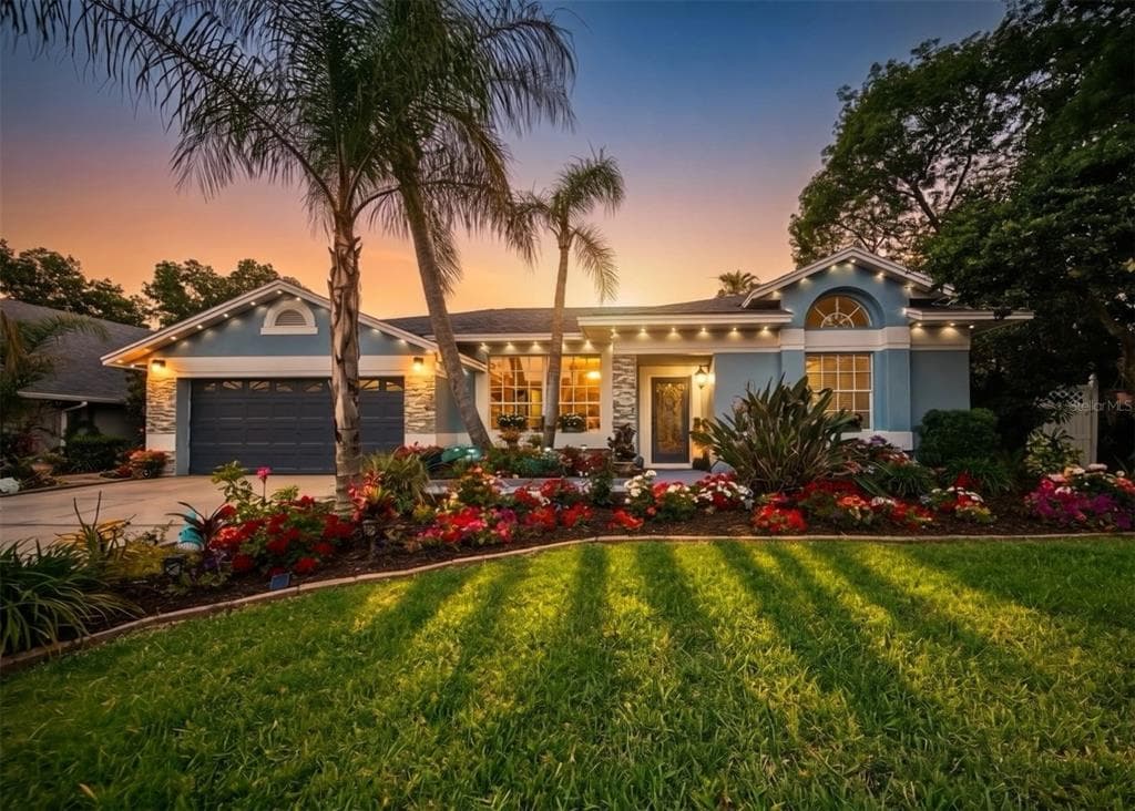2009 RIVER PARK COURT VALRICO, FL 33596