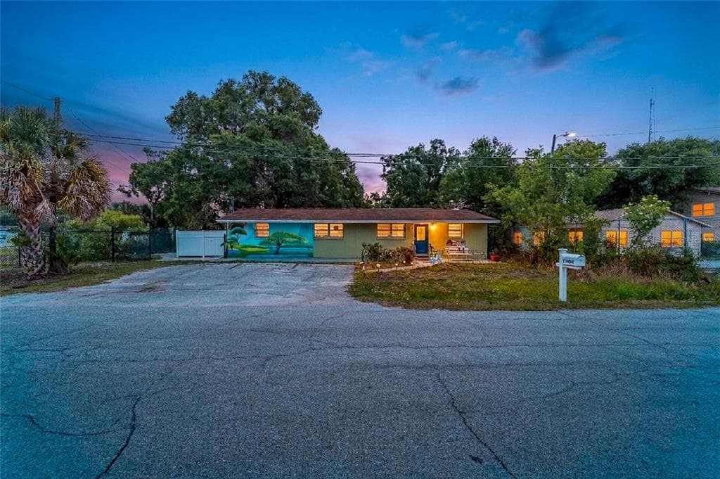 14009 N 20TH STREET TAMPA, FL 33613