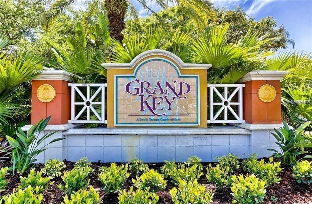 4207 S DALE MABRY HIGHWAY UNIT 10310 TAMPA, FL 33611