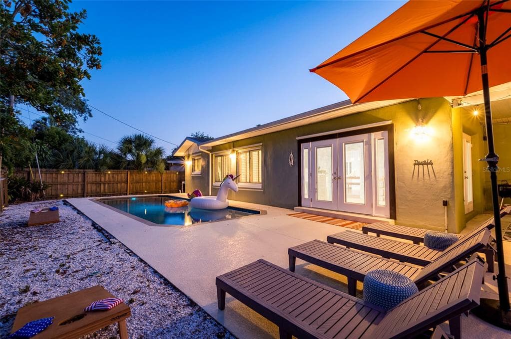 955 INDIAN ROCKS ROAD S LARGO, FL 33770