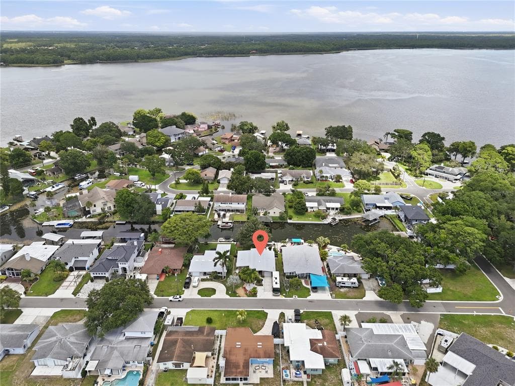 179 E CANAL DRIVE PALM HARBOR, FL 34684