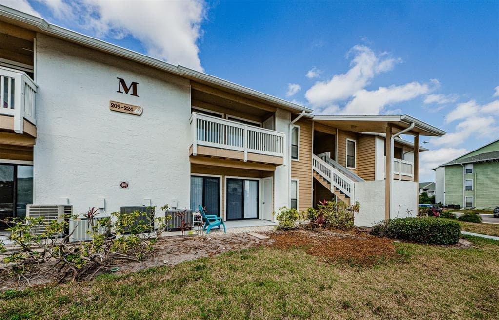 455 ALT 19 S UNIT 214 PALM HARBOR, FL 34683