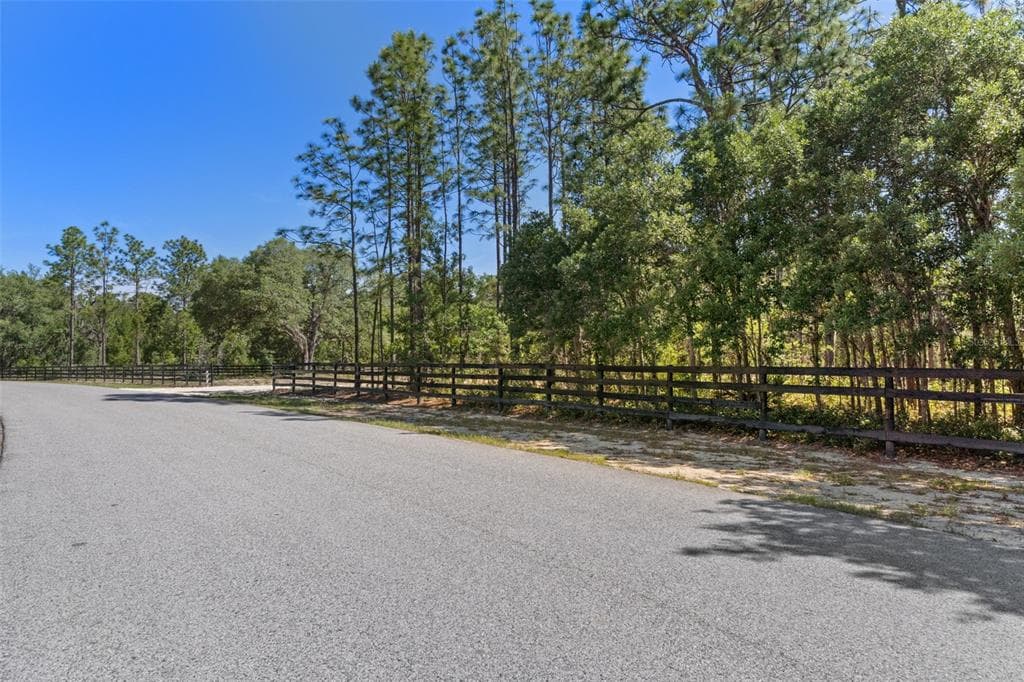 8373 NW 26TH STREET WILDWOOD, FL 34785