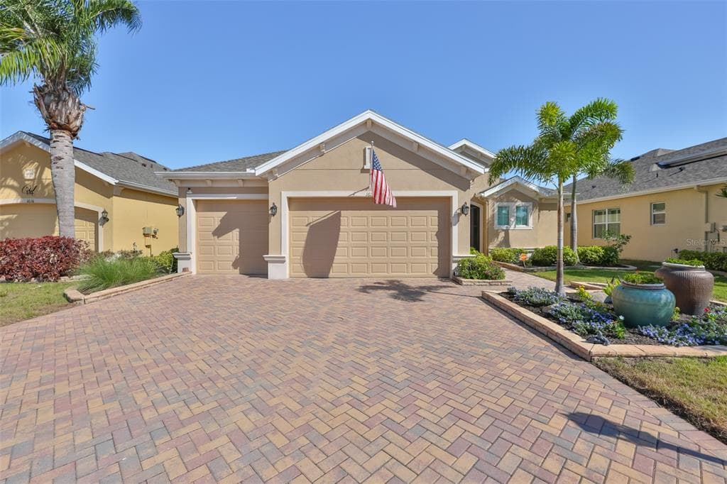1618 EMERALD DUNES DRIVE SUN CITY CENTER, FL 33573