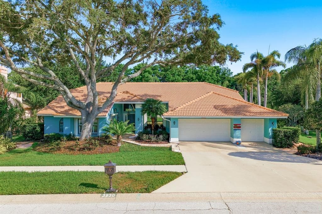 3930 TARIAN COURT PALM HARBOR, FL 34684
