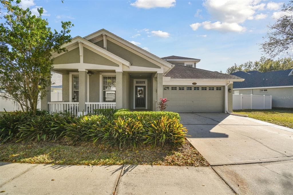 18034 LAKE REFLECTIONS BOULEVARD LUTZ, FL 33558