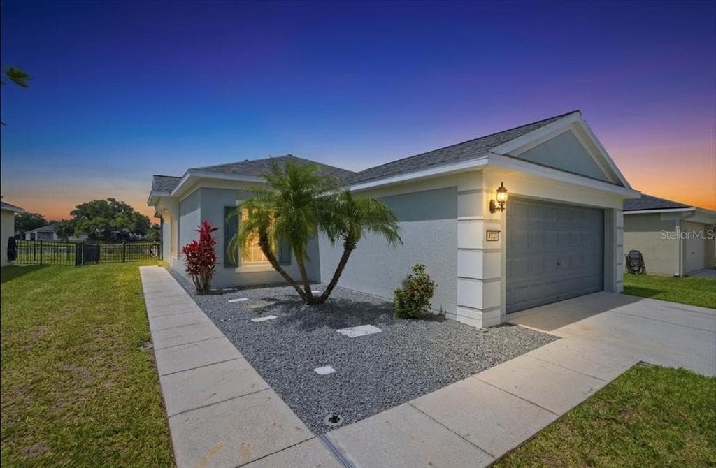 9724 50TH STREET CIRCLE E PARRISH, FL 34219
