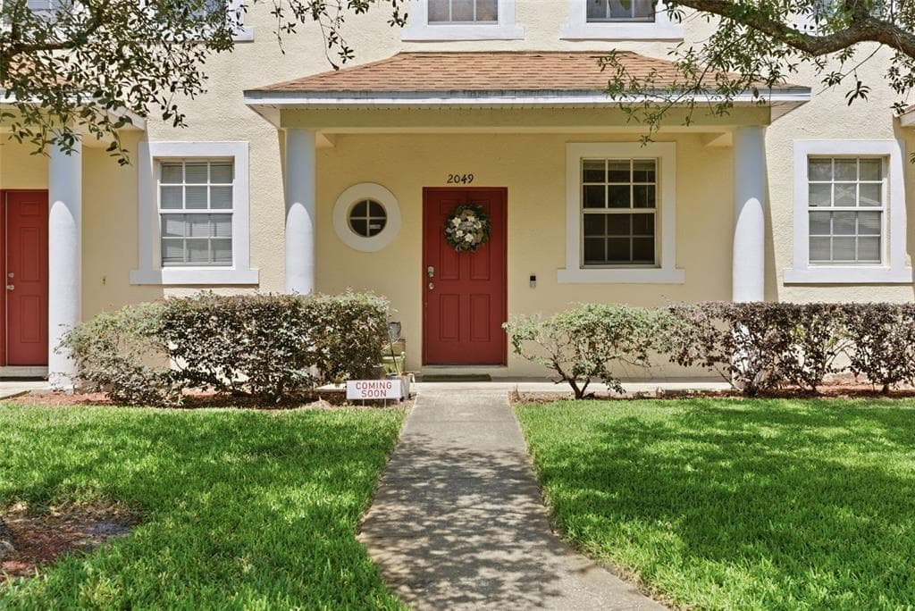2049 FIESTA RIDGE COURT TAMPA, FL 33604