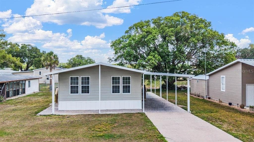 36747 LAKEWOOD DRIVE ZEPHYRHILLS, FL 33542