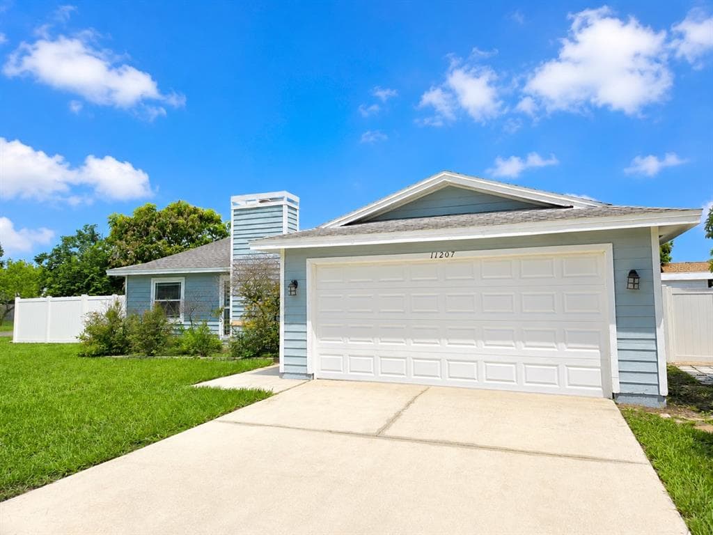11207 FIRESIDE DRIVE TAMPA, FL 33625