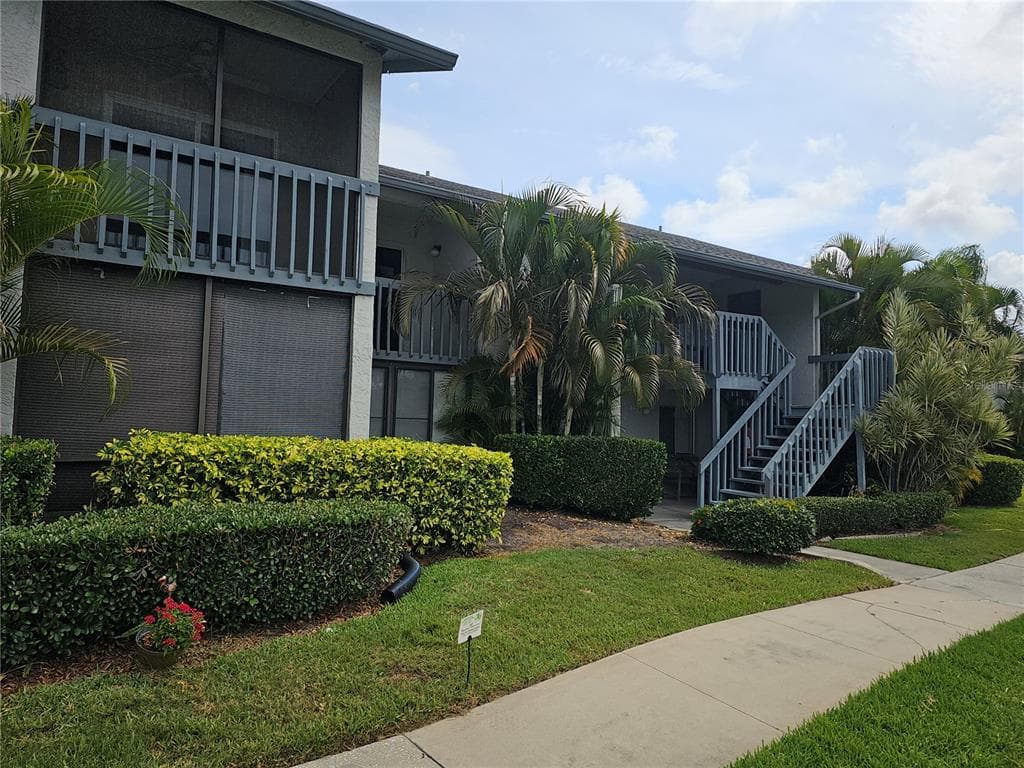 11201 122ND AVENUE UNIT 126 LARGO, FL 33778