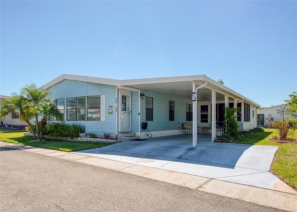 228 TARPON LANE OLDSMAR, FL 34677
