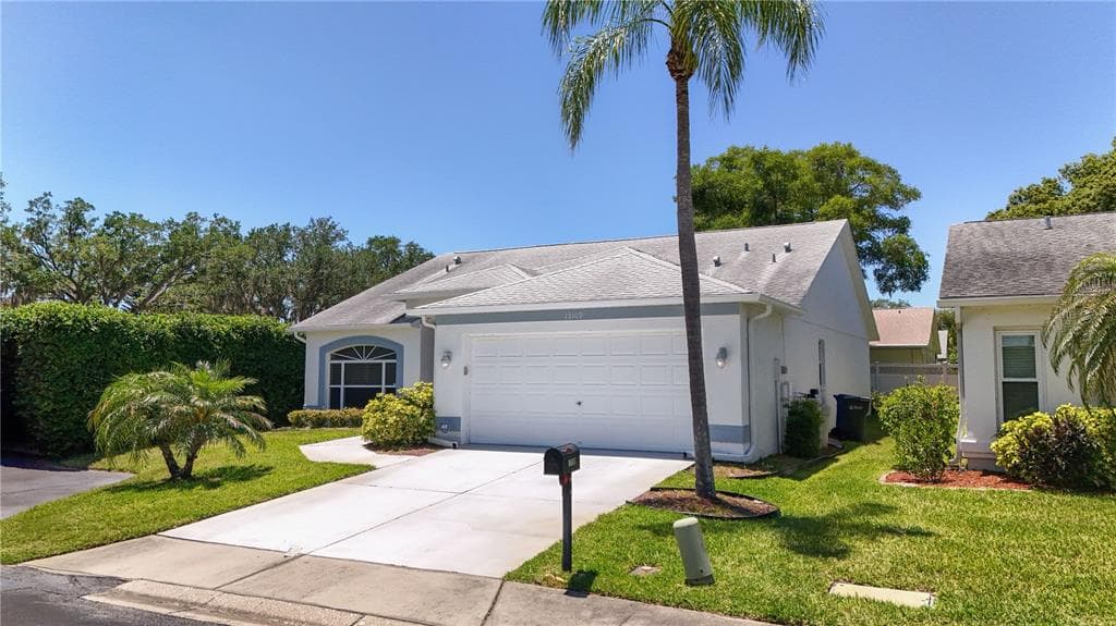 13109 DOBREE PLACE UNIT 29 RIVERVIEW, FL 33579