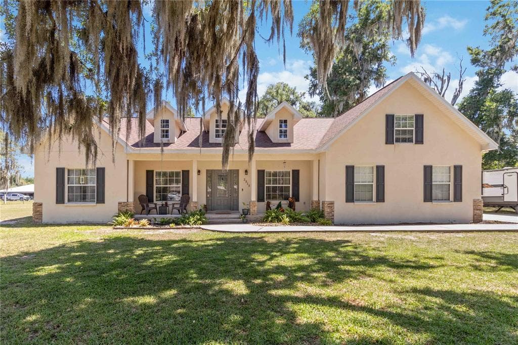 2313 HOLDEN LANE LITHIA, FL 33547