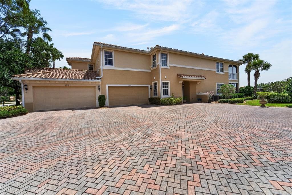 1364 EMERALD DUNES DRIVE