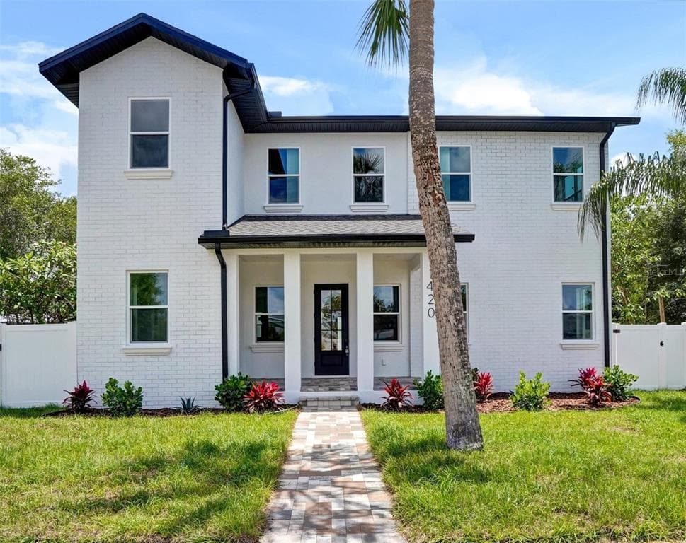 1420 36TH AVENUE N ST PETERSBURG, FL 33704