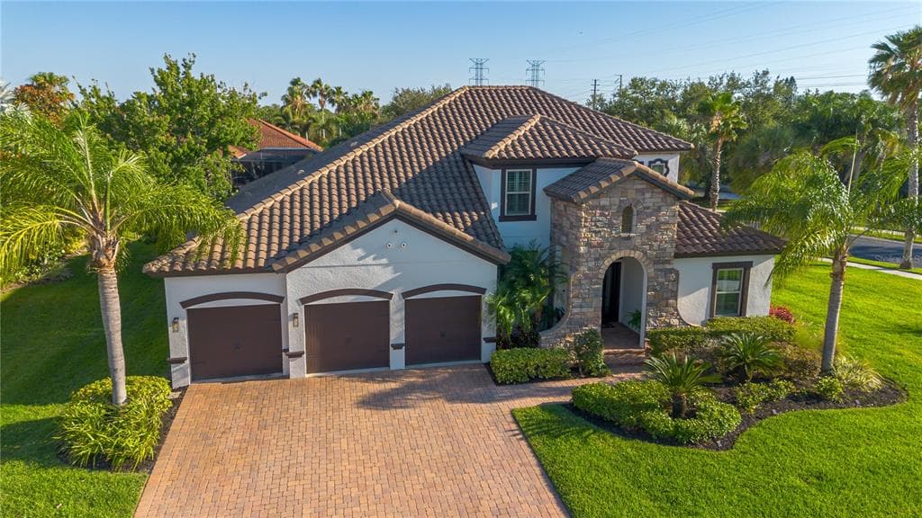 105 MOBBLY BAY DRIVE OLDSMAR, FL 34677