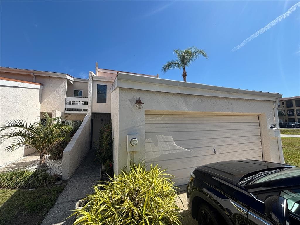 4364 OUTRIGGER LANE TAMPA, FL 33615