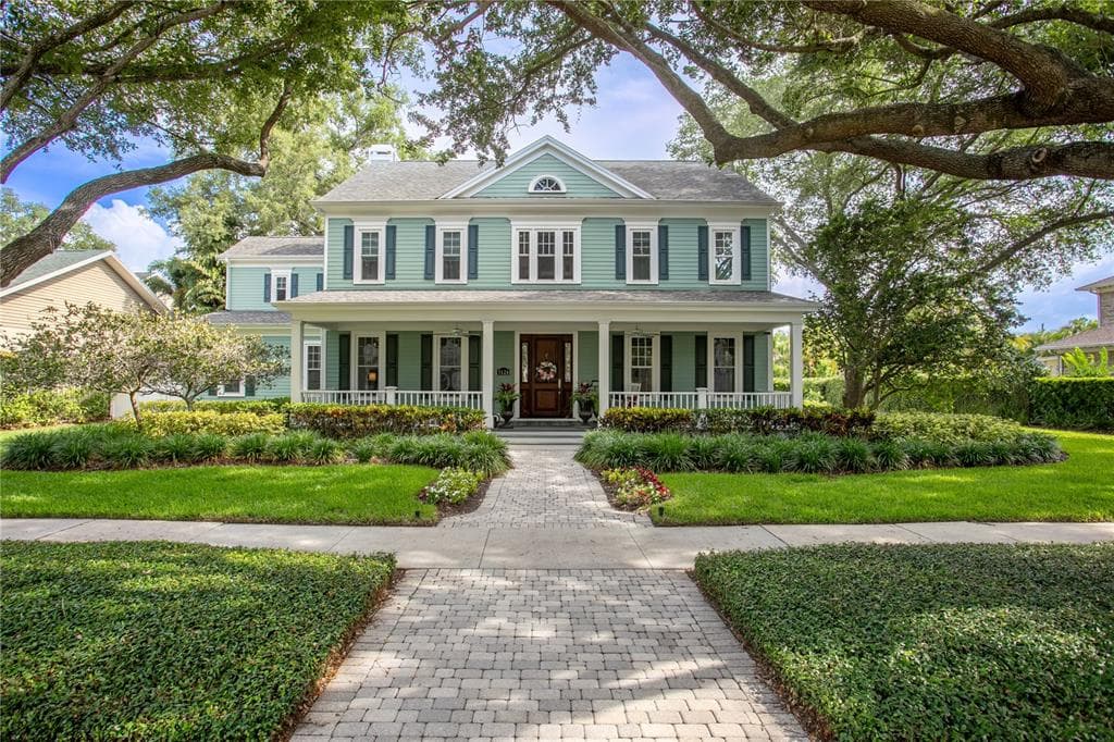 3126 W OAKLYN AVENUE TAMPA, FL 33609