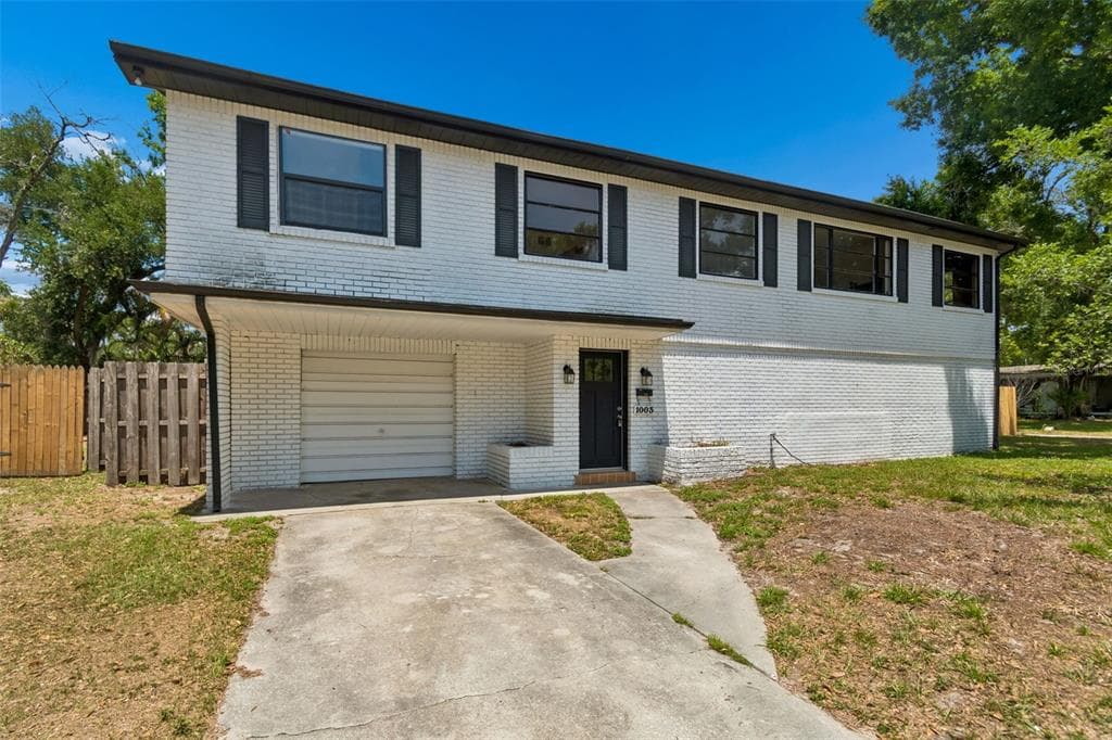 1003 W RIVER HEIGHTS AVENUE TAMPA, FL 33603