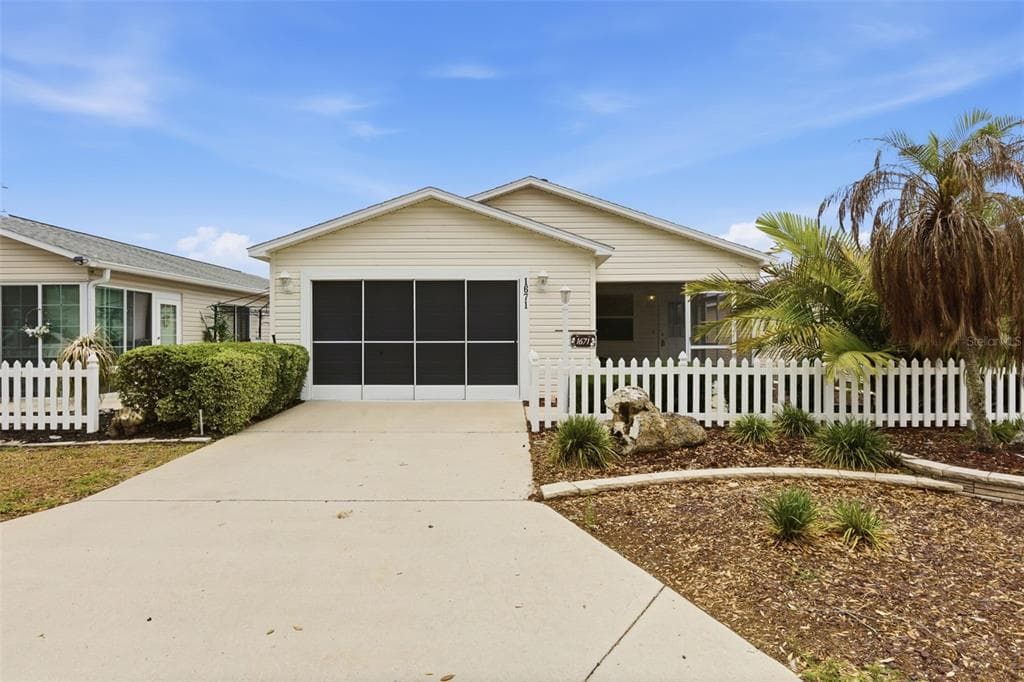 1671 OSPREY AVENUE THE VILLAGES, FL 32162