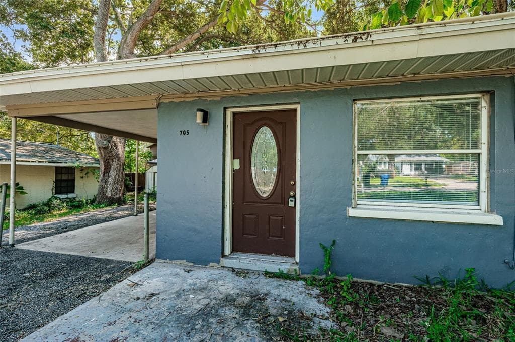 705 3RD AVENUE NE LARGO, FL 33770