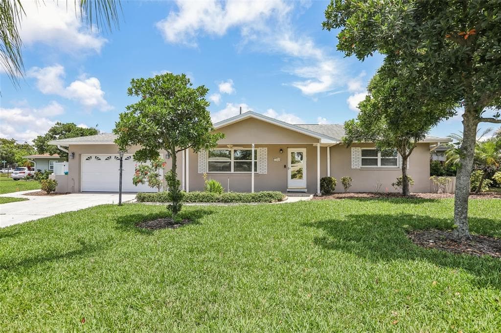 11589 64TH TERRACE