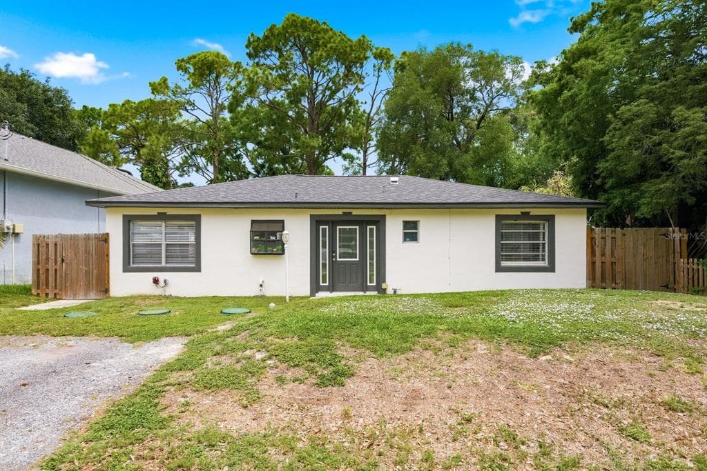 7327 WINCHESTER DRIVE TAMPA, FL 33615