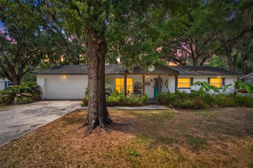 1740 CHERRY LANE LAKELAND, FL 33811