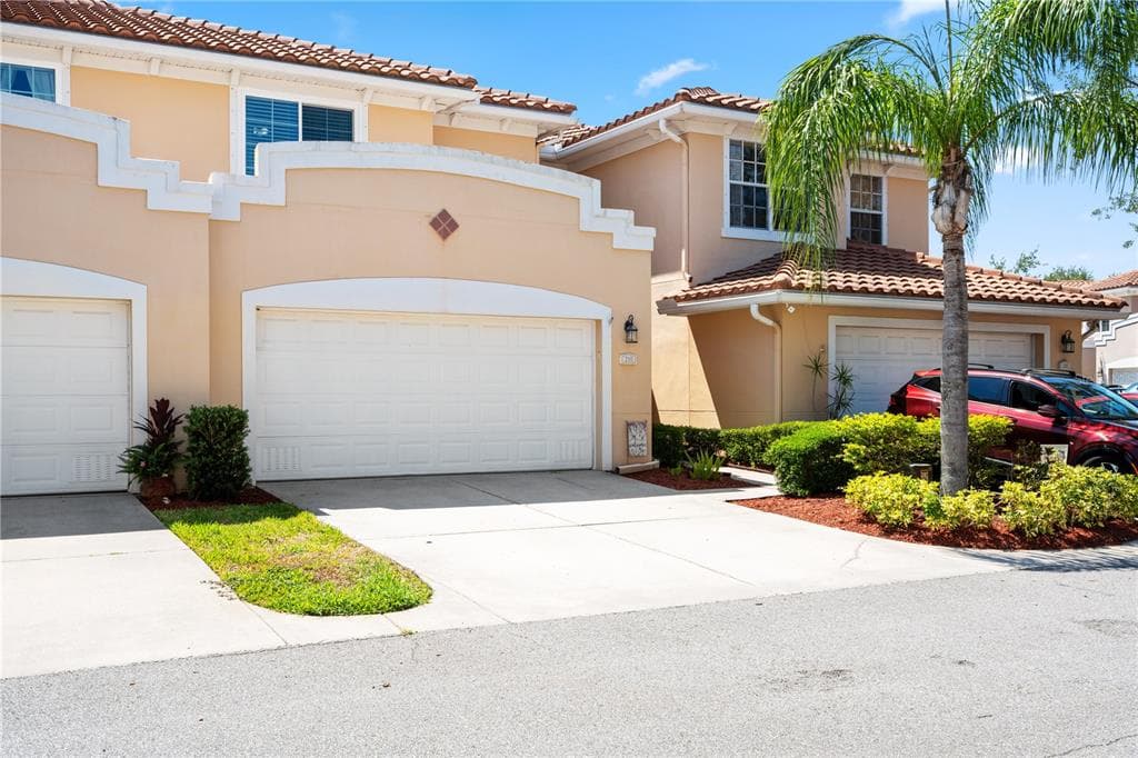 210 VALENCIA CIRCLE ST PETERSBURG, FL 33716
