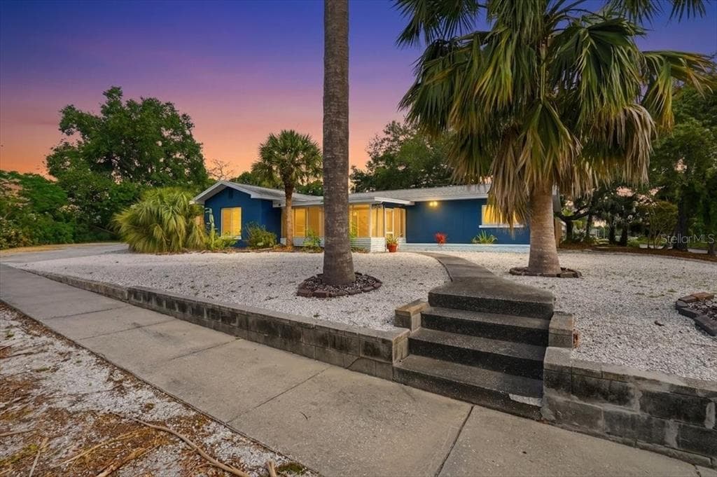 6301 11TH AVENUE S GULFPORT, FL 33707