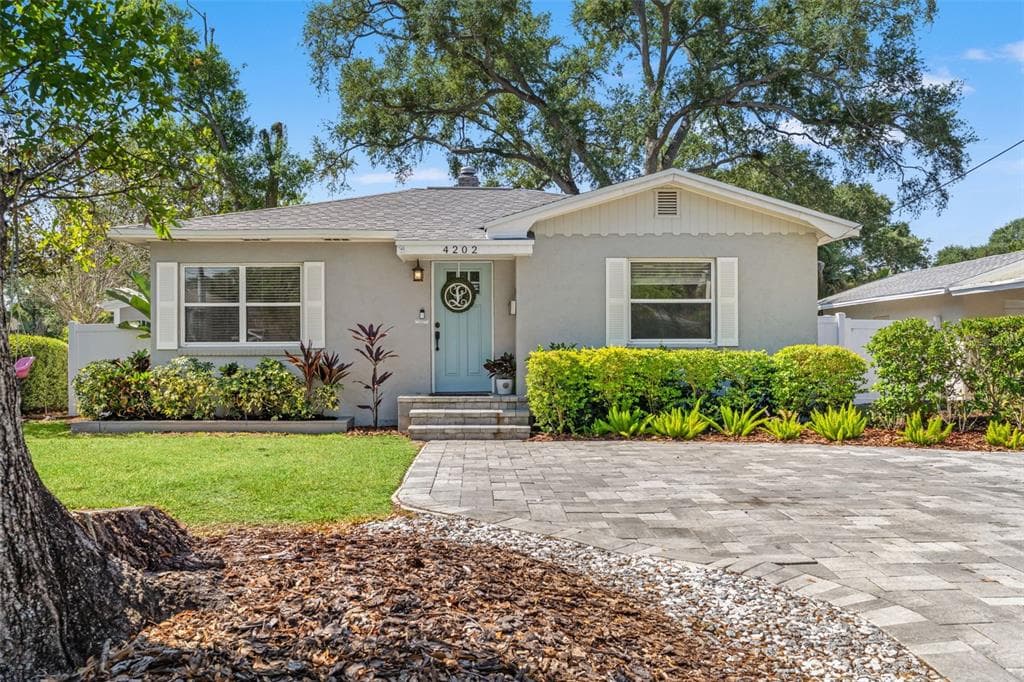 4202 W PALMIRA AVENUE TAMPA, FL 33629