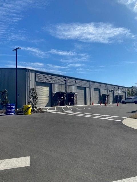 1800 CORPORATE CENTER LANE UNIT B PLANT CITY, FL 33563