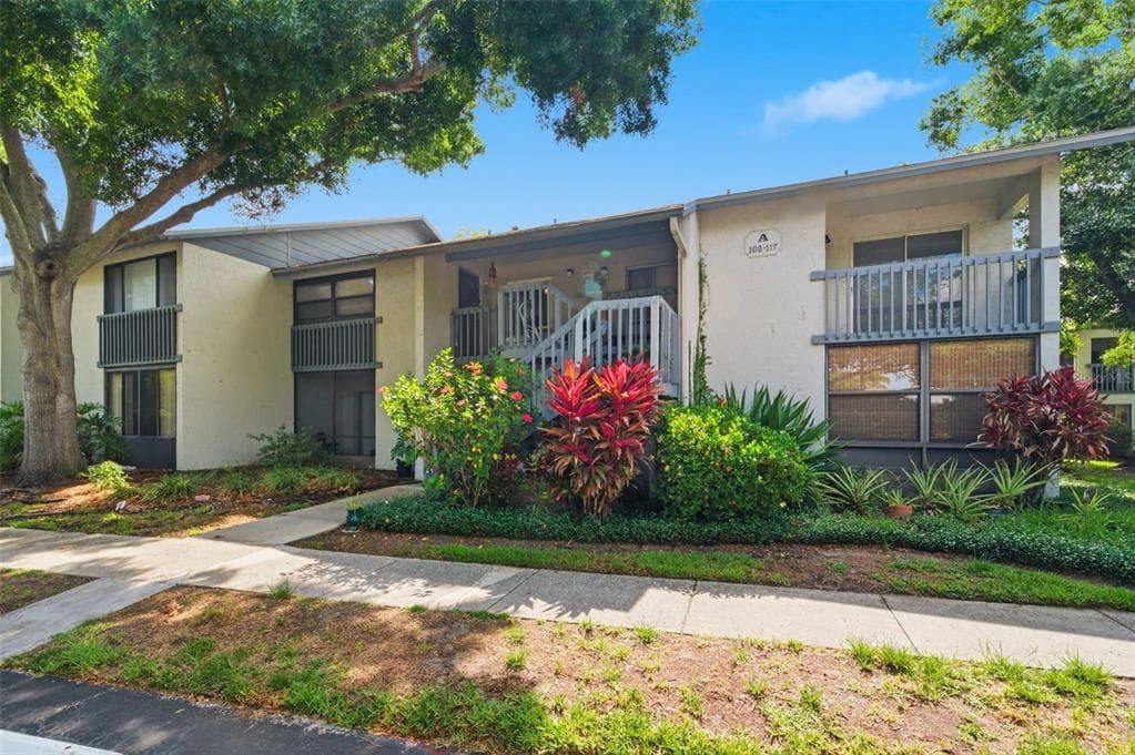 11201 122ND AVENUE UNIT 114 LARGO, FL 33778