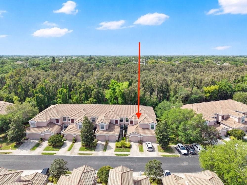 812 LANTERN WAY UNIT 104 CLEARWATER, FL 33765