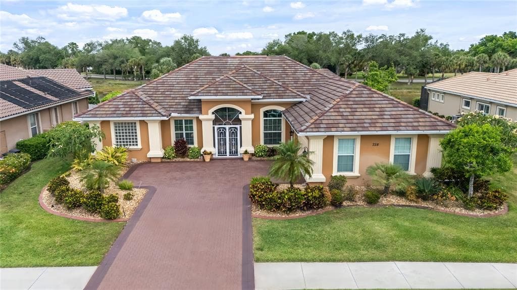 728 FRINGED ORCHID TRAIL VENICE, FL 34293