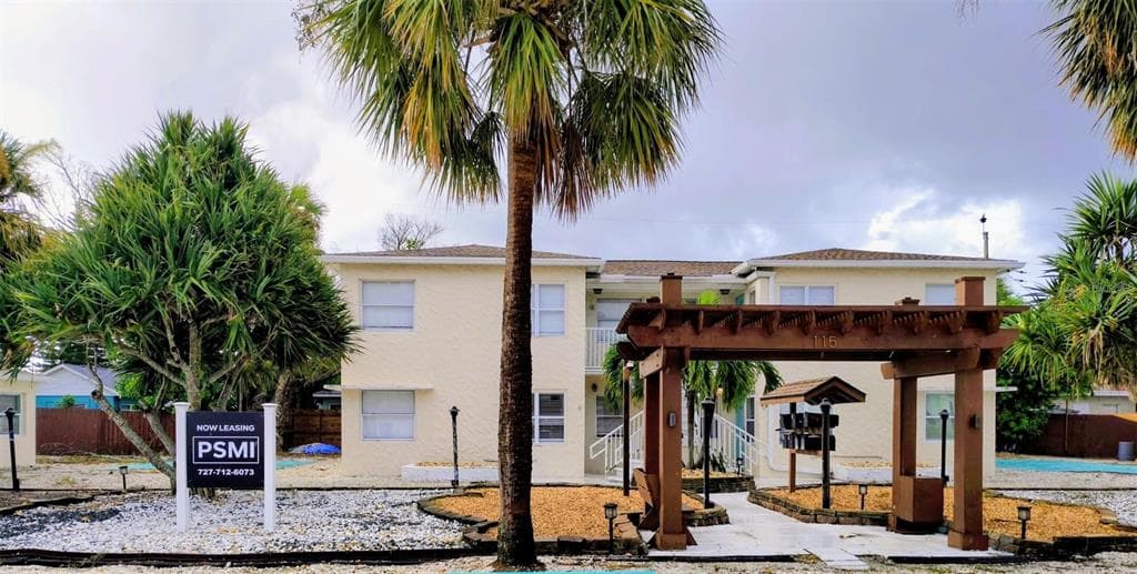 115 145TH AVENUE E UNIT 6