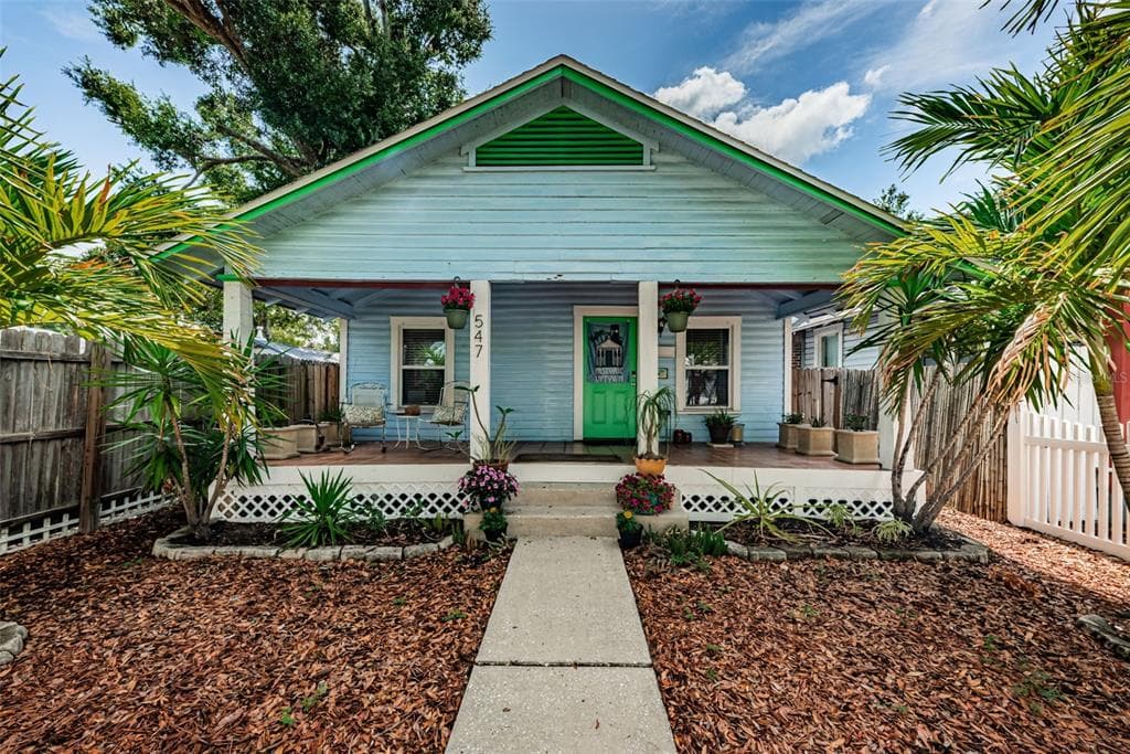 547 15TH STREET N ST PETERSBURG, FL 33705