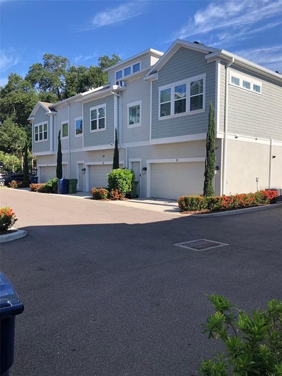 115 N ARRAWANA AVENUE UNIT 7