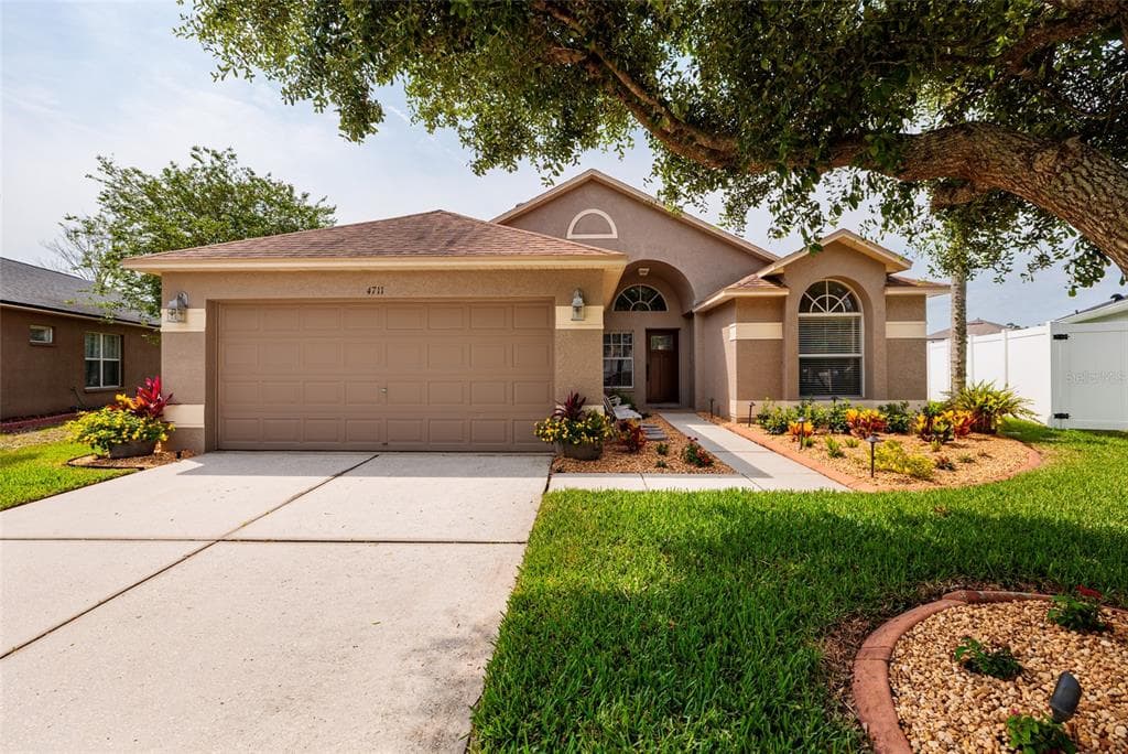4711 WESSEX WAY LAND O LAKES, FL 34639