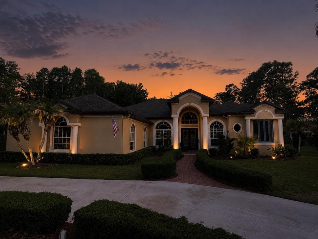 10852 PANICUM COURT NEW PORT RICHEY, FL 34655