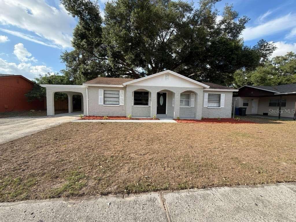 2065 BALFOUR CIRCLE TAMPA, FL 33619