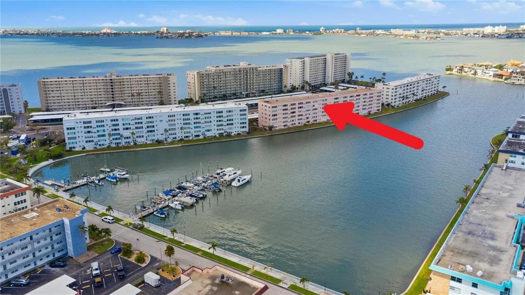 6025 SHORE BOULEVARD S UNIT 406 GULFPORT, FL 33707