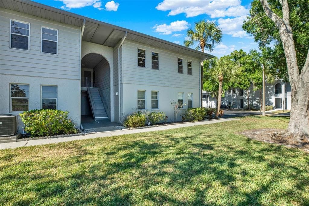 10800 US HIGHWAY 19 N UNIT 136 PINELLAS PARK, FL 33782